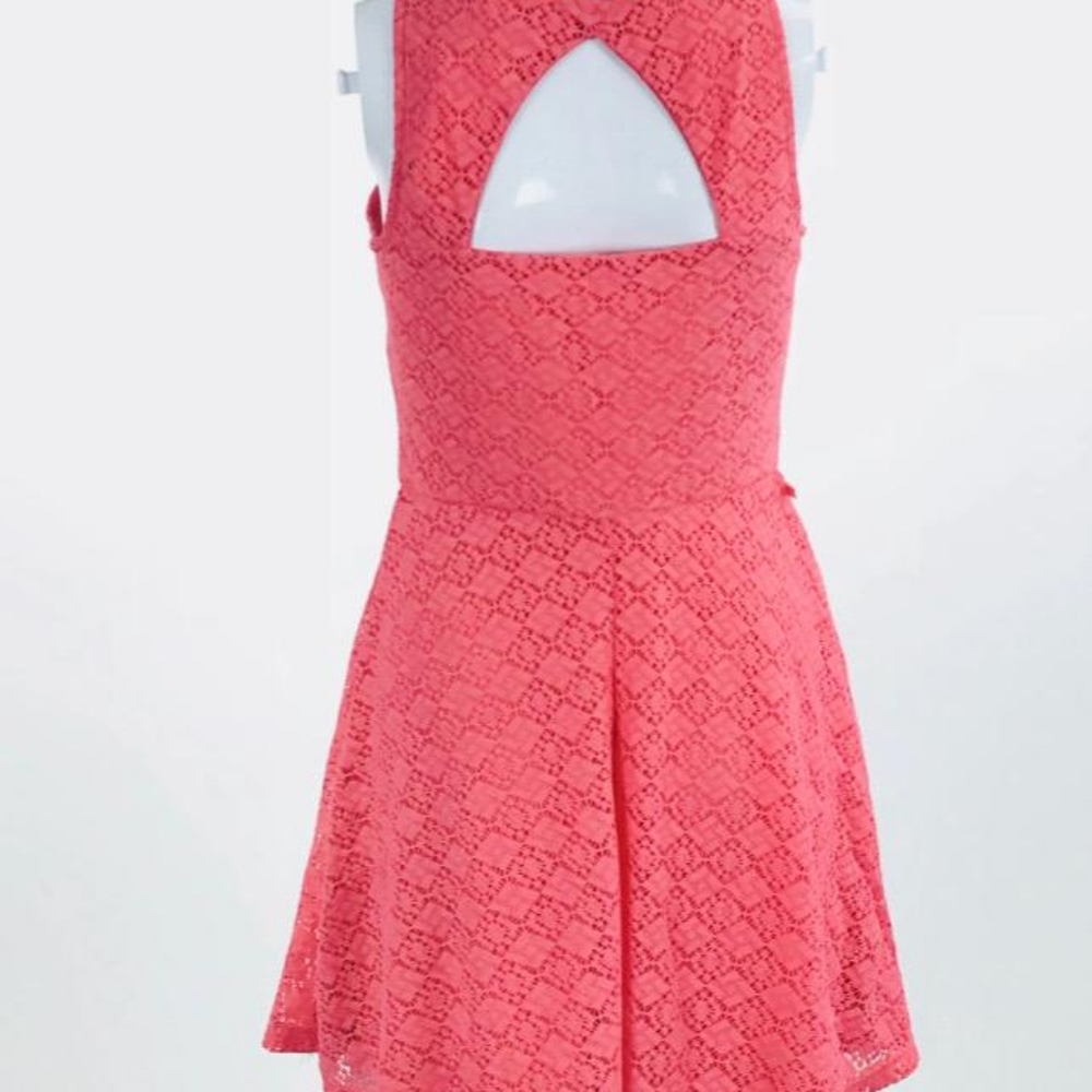 Dress - Picture 2 of 5